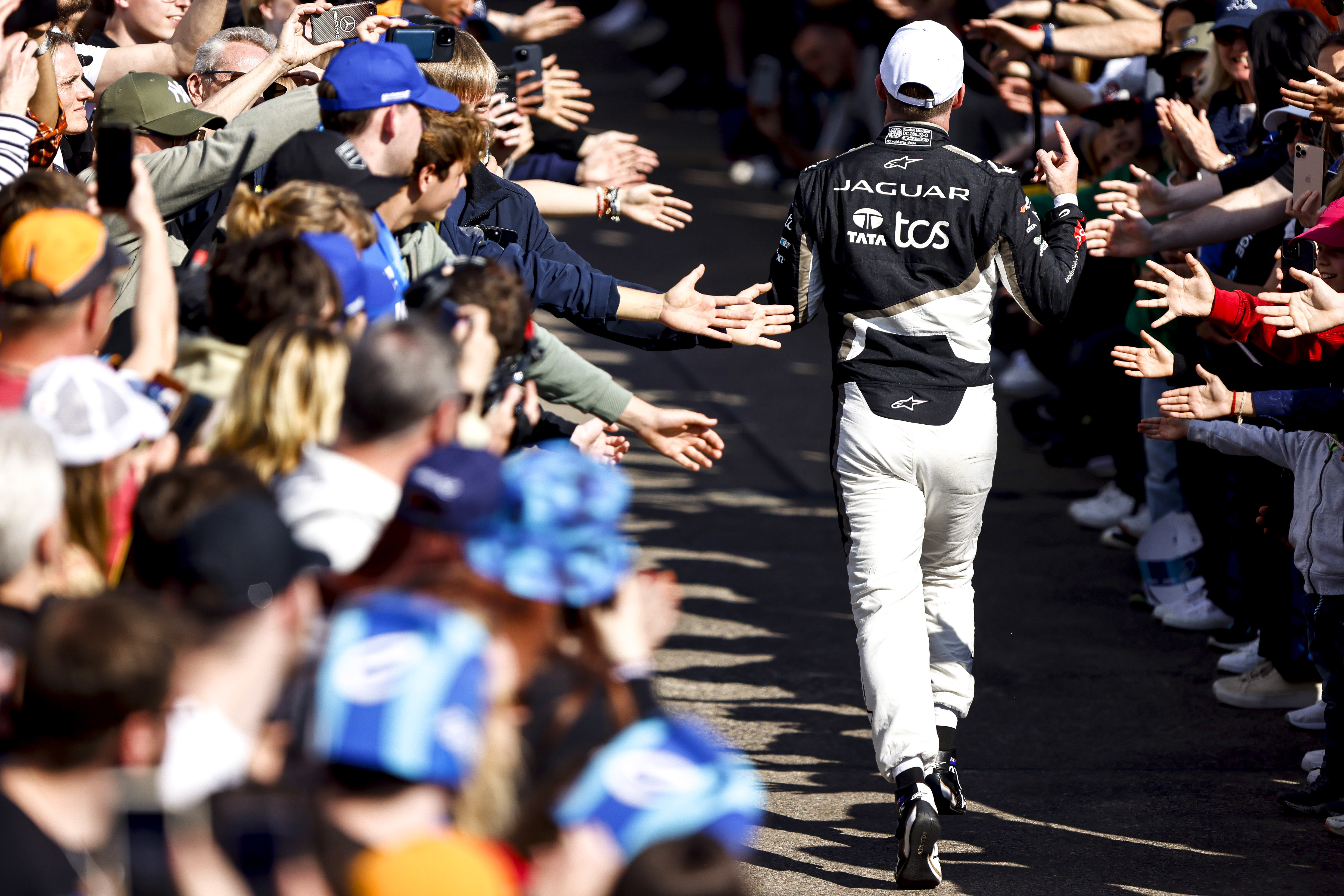 NICK CASSIDY AND JAGUAR TCS RACING LEAD THE WORLD CHAMPIONSHIP