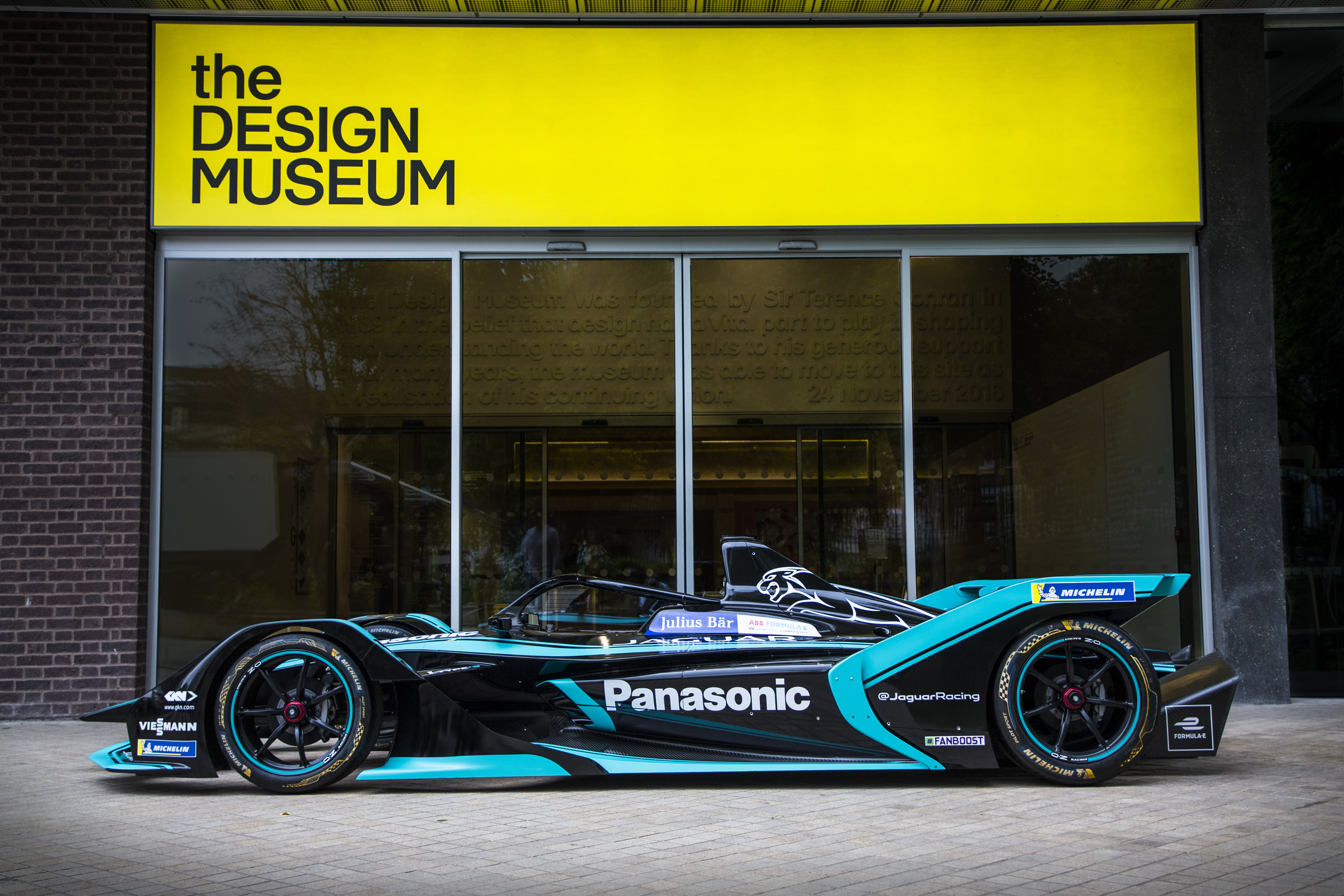 NEW SEASON, NEW CAR: PANASONIC JAGUAR RACING ELECTRIFIES FORMULA E