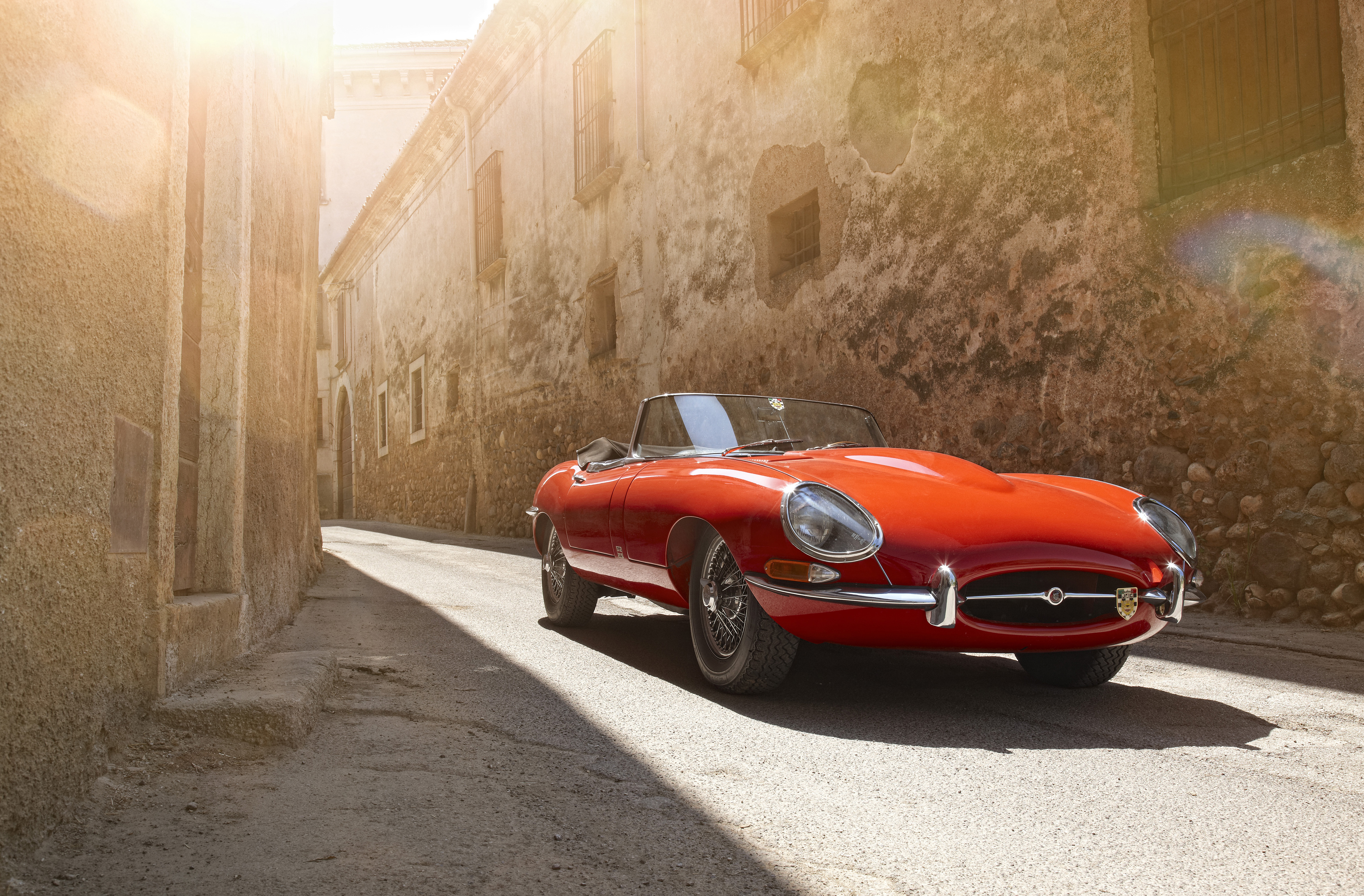 2011 ジャガー E-TYPE 50周年記念カレンダー Jaguar Celebrates 50 Years Since the E-Type's Final Production