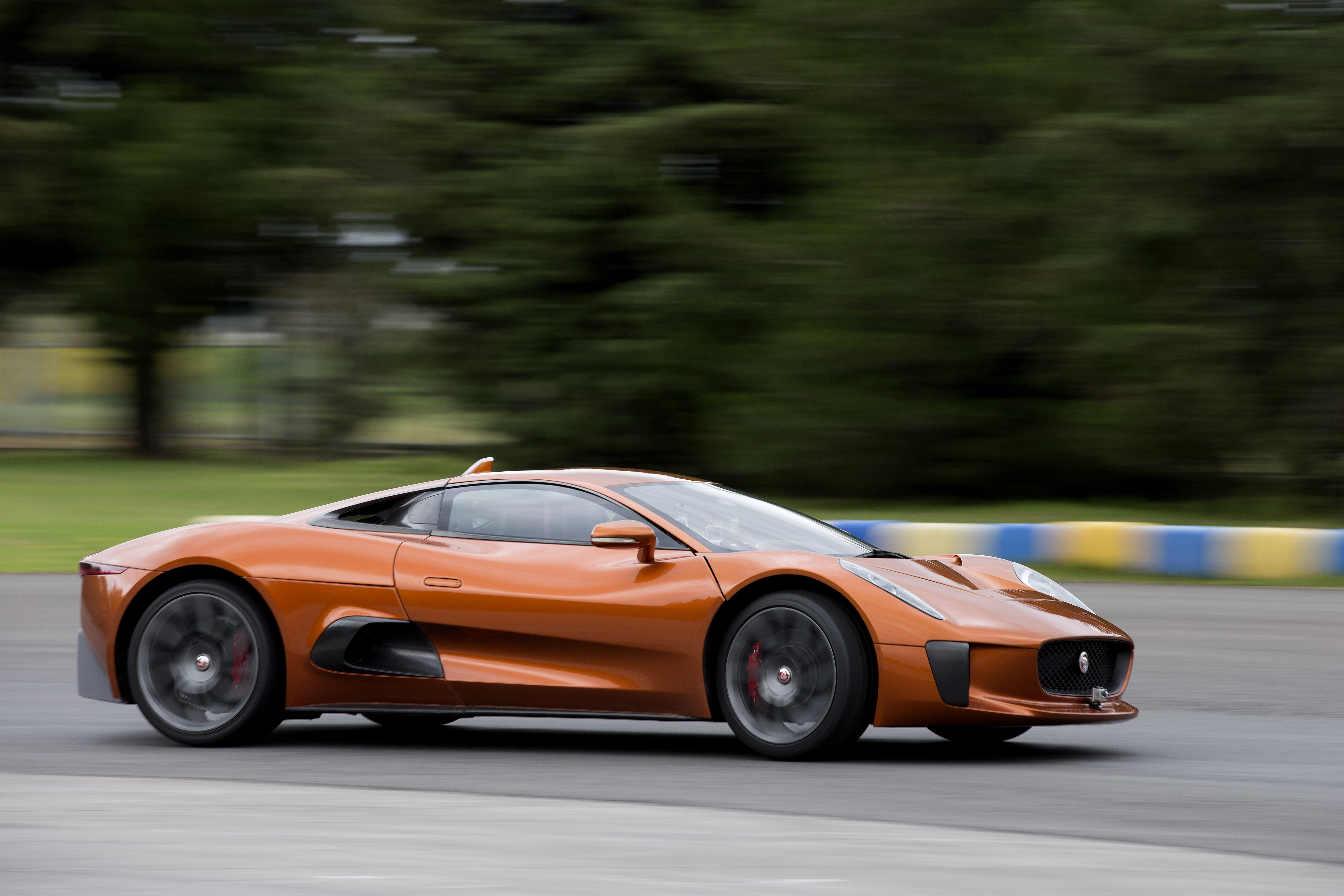 Felipe Massa Drives Bond Villain's Jaguar C-X75 Supercar in Mexico