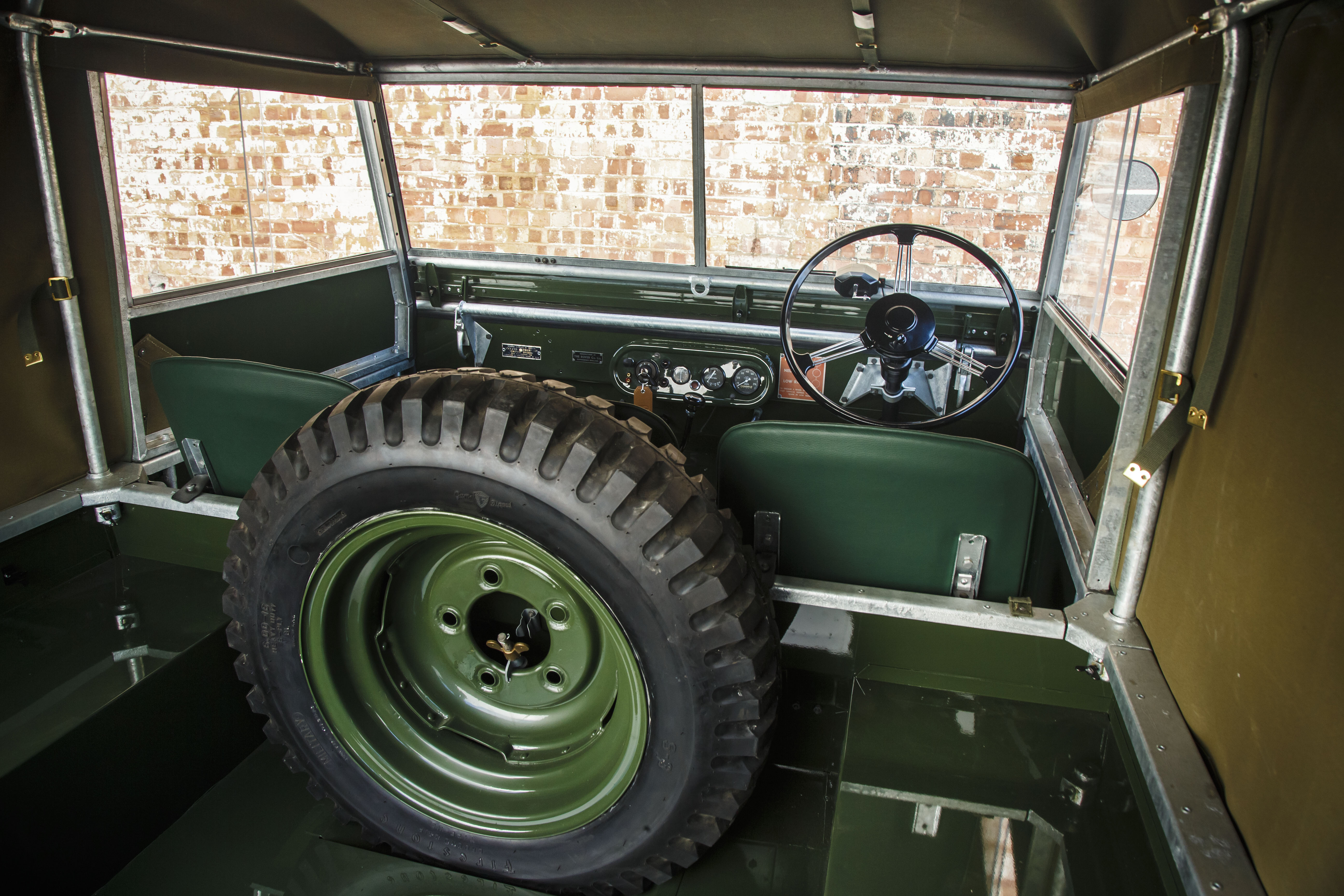 The Legend Lives On… | Land Rover Media Newsroom