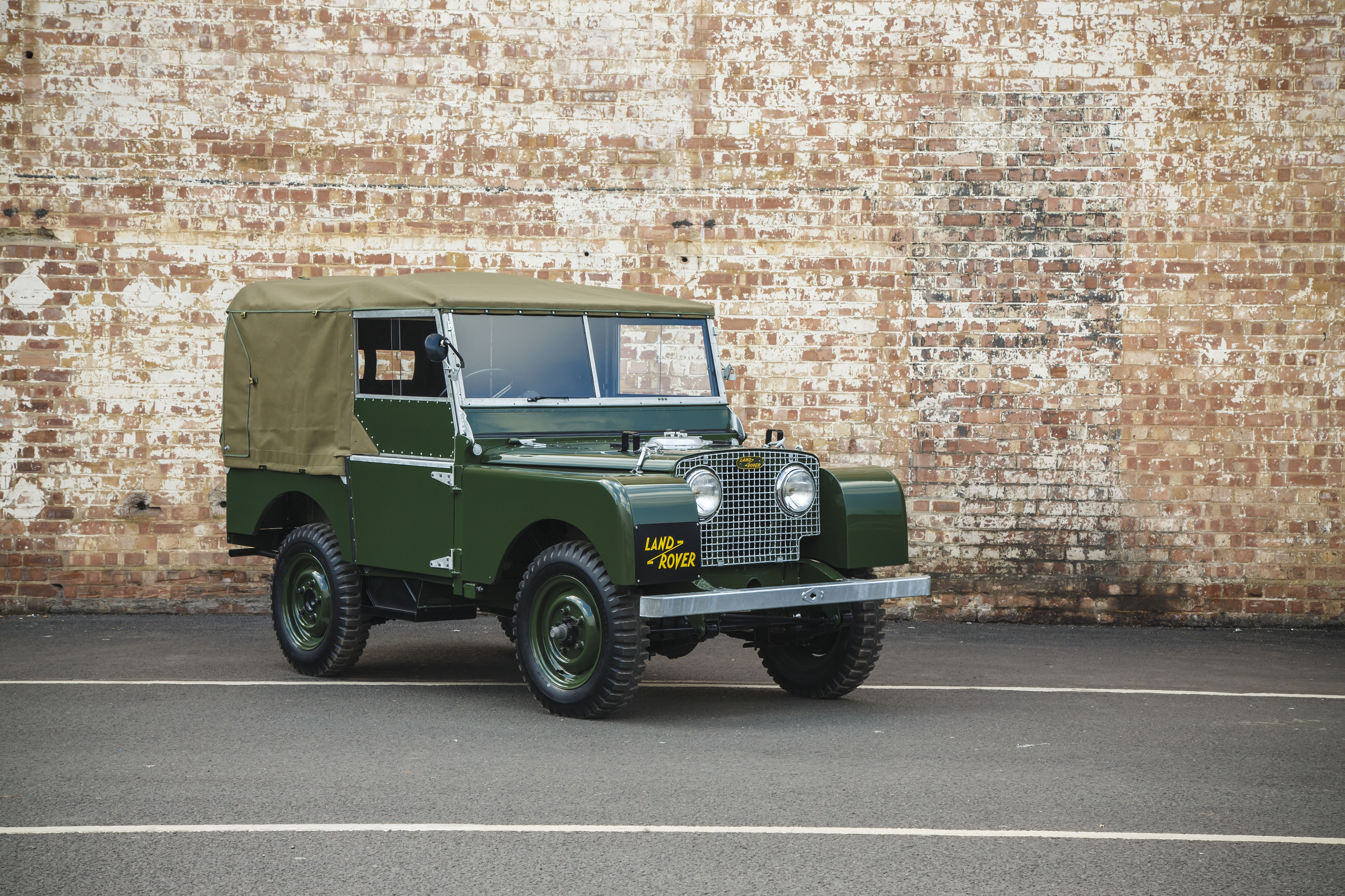 The Legend Lives On… | Land Rover Media Newsroom