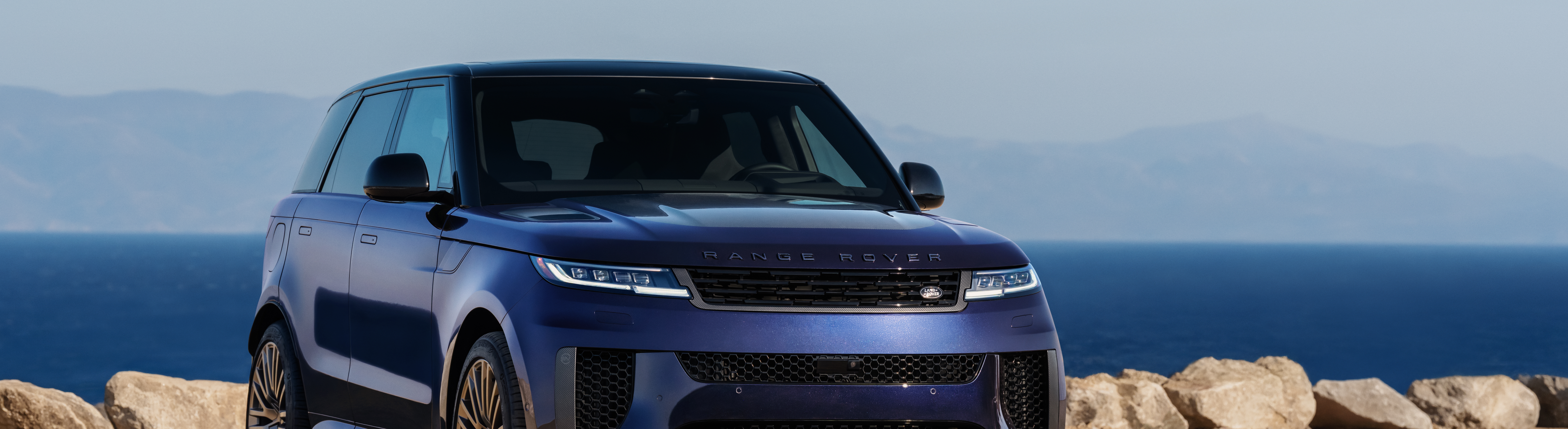 RANGE ROVER HOUSE MYKONOS: RANGE ROVER SPORT SV NOCTURNE