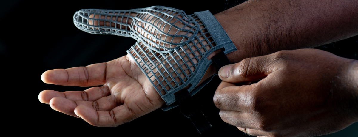 A SAFE PAIR OF HANDS FOR WORKERS WITH JAGUAR LAND ROVER'S