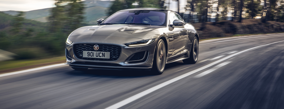 New Jaguar F-TYPE - Embedded Spotify