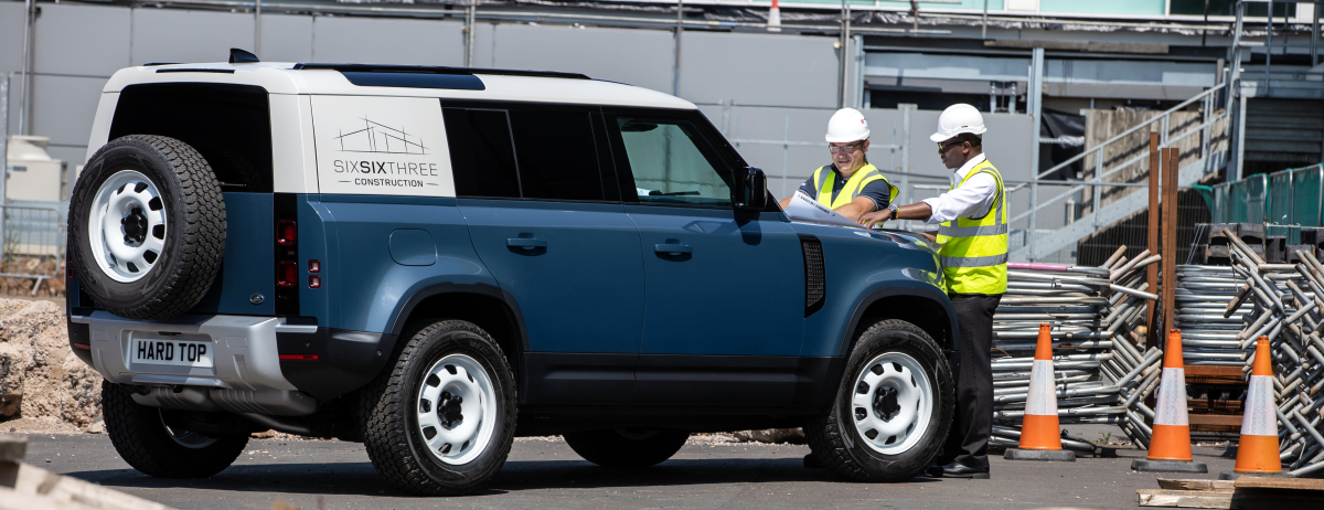 LAND ROVER DEFENDER MEANS BUSINESS AS HARD TOP NAME RETURNS FOR NEW COMMERCIAL MODEL