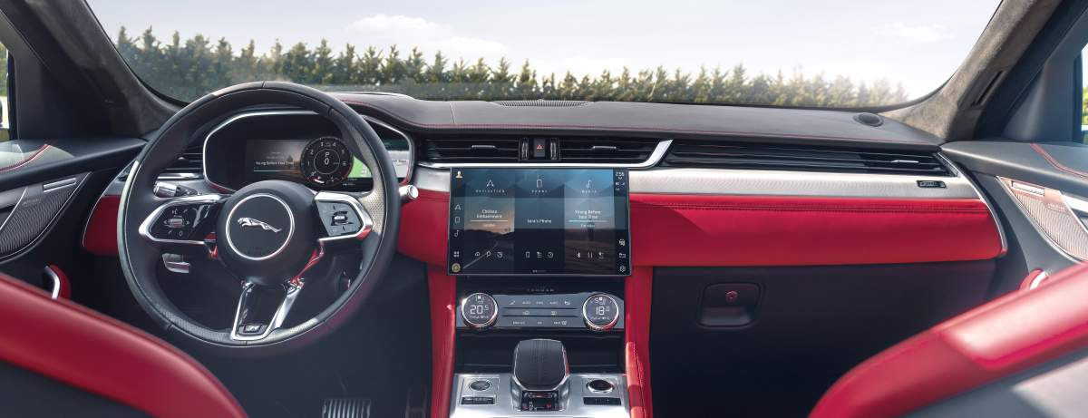  NEW JAGUAR F-PACE – INTERIOR IMAGE