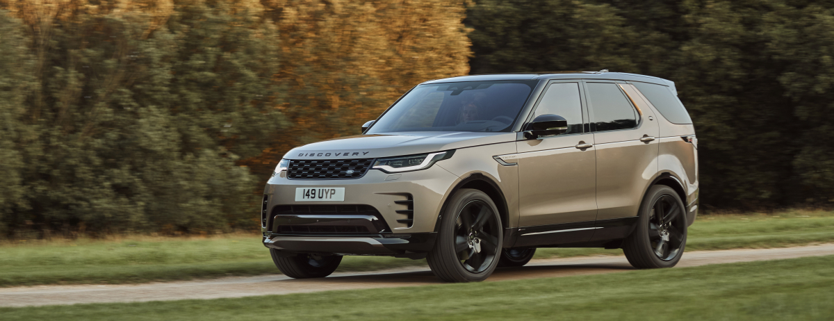  NEW LAND ROVER DISCOVERY R-DYNAMIC - DRIVING