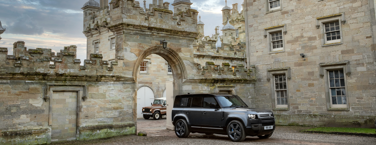 LAND ROVER REVEALS NEW DEFENDER V8 AND EXCLUSIVE SPECIAL