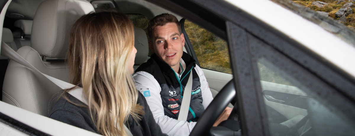  JAGUAR I-PACE COMPLETES EVERESTING CHALLENGE ON A SINGLE CHARGE 