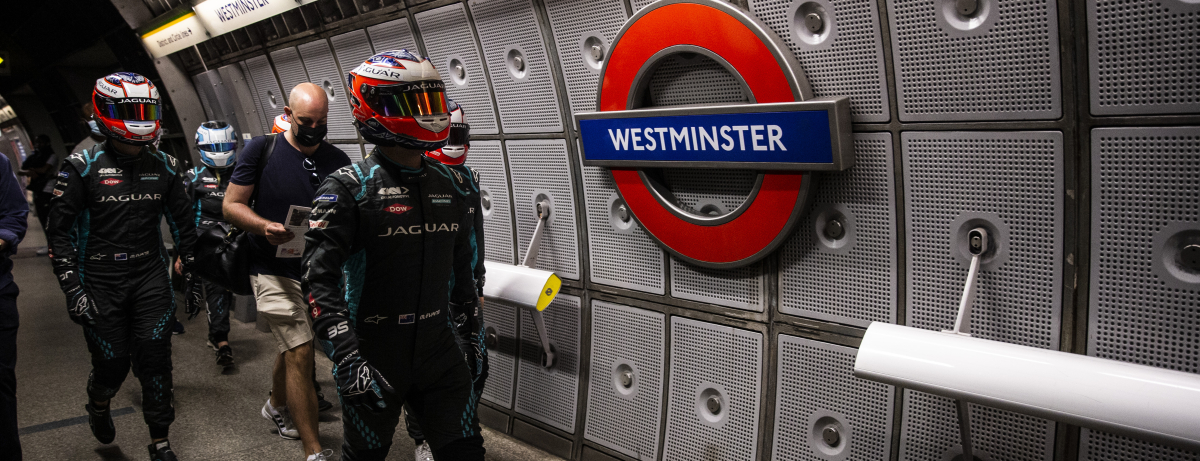  Jaguar Racing - London Underground