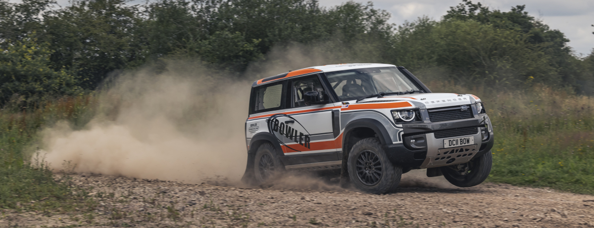 BOWLER DEFENDER CHALLENGE VEHICLE - DRIVING