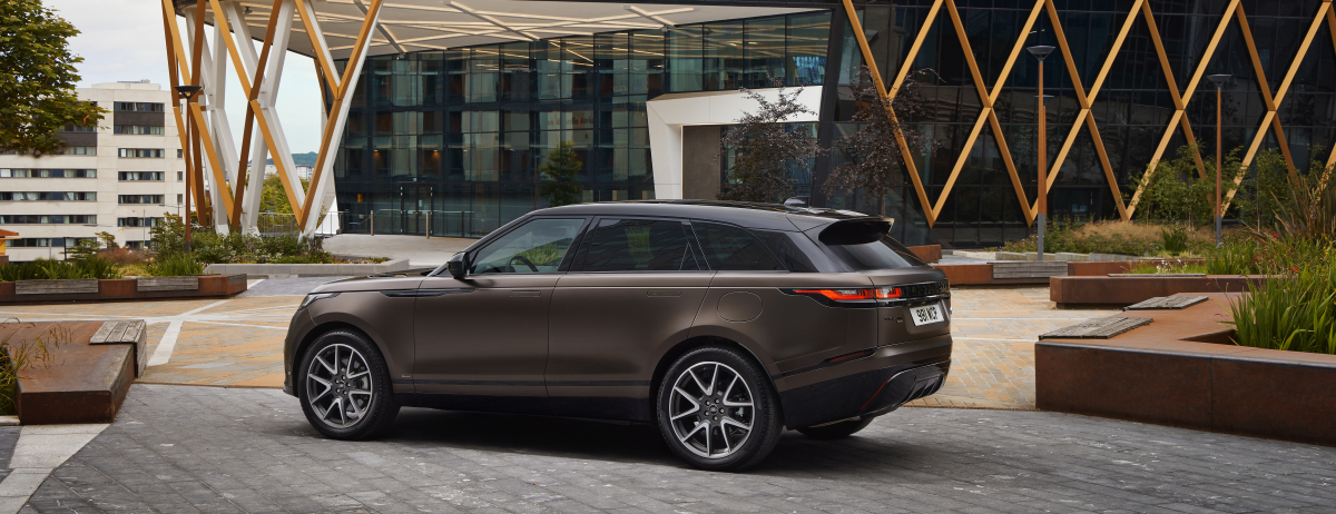 STATIC - RANGE ROVER VELAR (SV BESPOKE PREMIUM PALETTE)