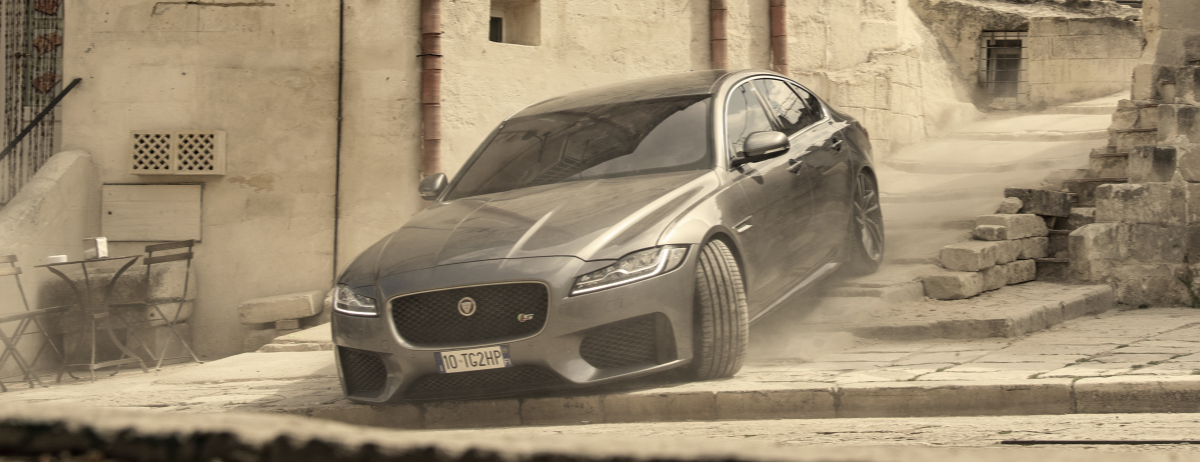  JAGUAR XF MAKES ITS 007 DEBUT IN NO TIME TO DIE