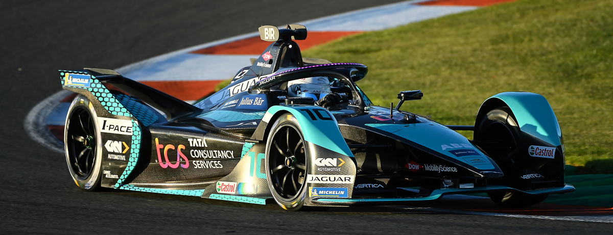  JAGUAR TCS RACING - SEASON EIGHT TESTING 