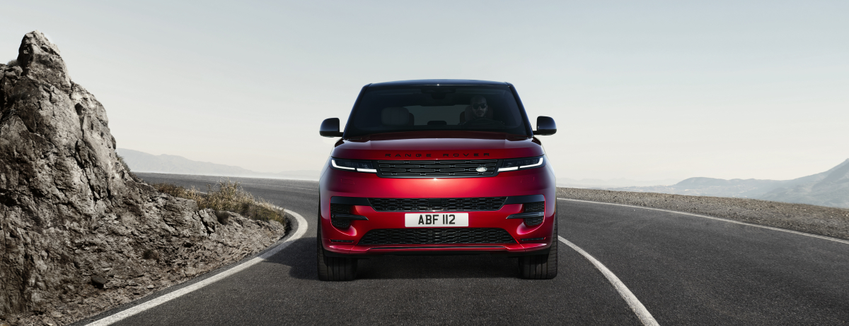 DYNAMIC - NEW RANGE ROVER SPORT