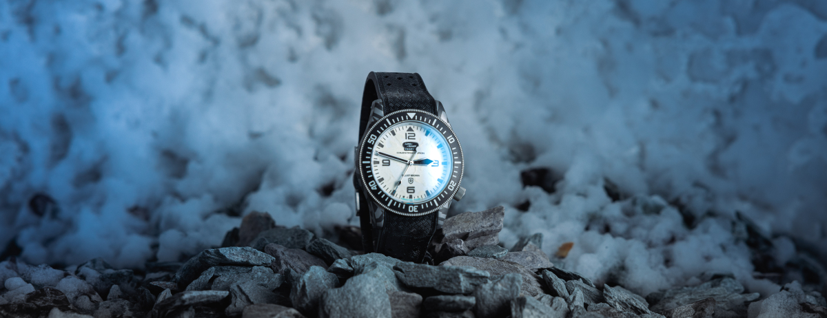 LAND ROVER CLASSIC UNVEILS EXCLUSIVE ELLIOT BROWN WATCH INSPIRED BY THE LATEST CLASSIC DEFENDER WORKS V8 TROPHY II