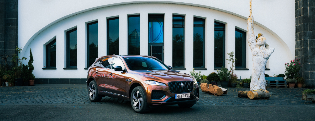 Jaguar F-PACE Spiced Copper