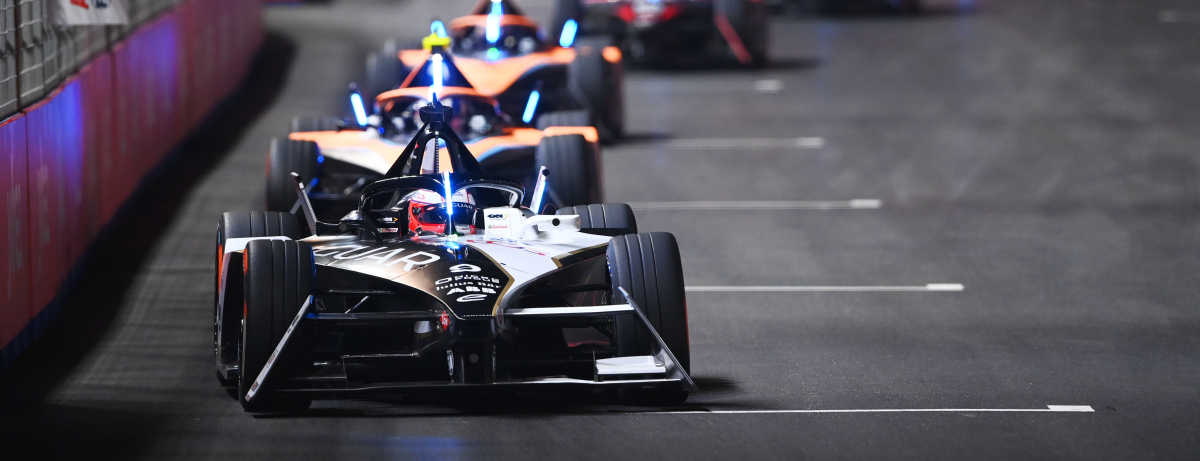 DOUBLE-POINTS FINISH AND FASTEST LAP FOR JAGUAR TCS RACING IN SECOND DIRIYAH E-PRIX