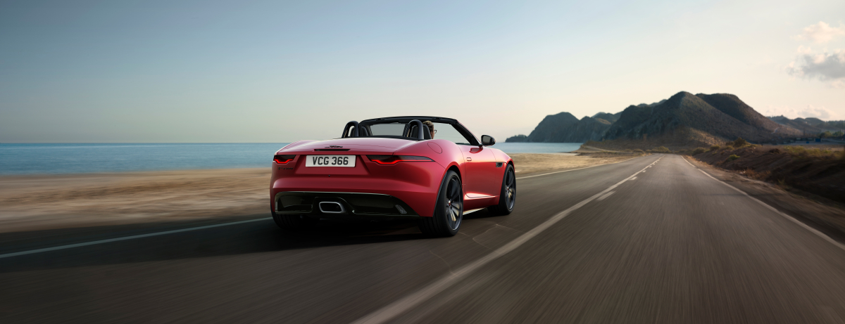 Jaguar F-TYPE gewinnt bei den sport auto-Awards 2023