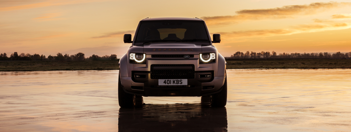 INTRODUCING DEFENDER OCTA   THE NEW MASTER OF EXTREME PERFORMANCE ON- AND OFF-ROAD 