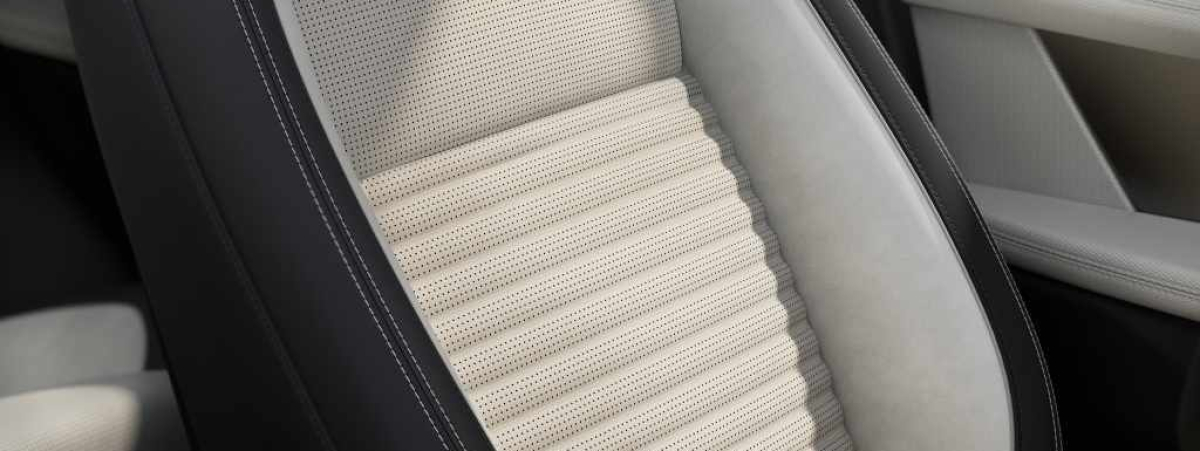 DS_24MY_05_INTERIOR_LUXTEC-SUEDECLOTH