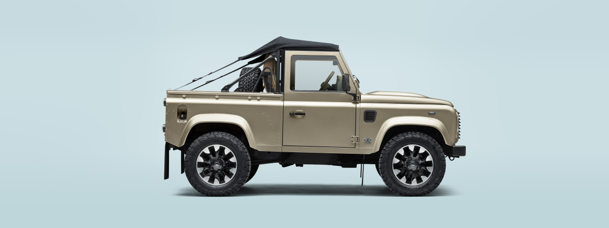 Classic Defender V8 Soft Top Side Profile Hero Image
