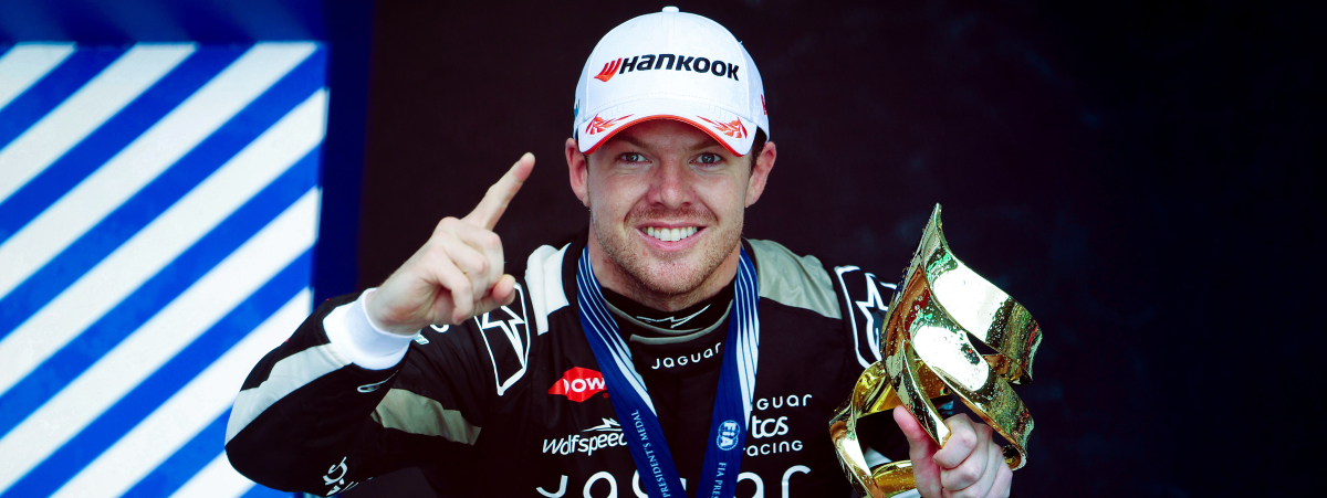Nick Cassidy gewinnt Runde 11 der ABB FIA Formel-E-Weltmeisterschaft 2024/25 in Shanghai