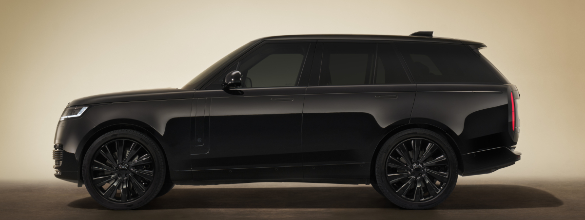 INTRODUCING RANGE ROVER SV BLACK: PIONEERING SENSORY AUDIO AND