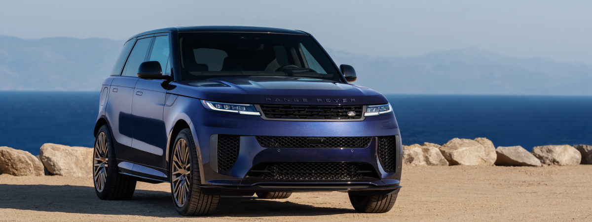 RANGE ROVER HOUSE MYKONOS: RANGE ROVER SPORT SV NOCTURNE