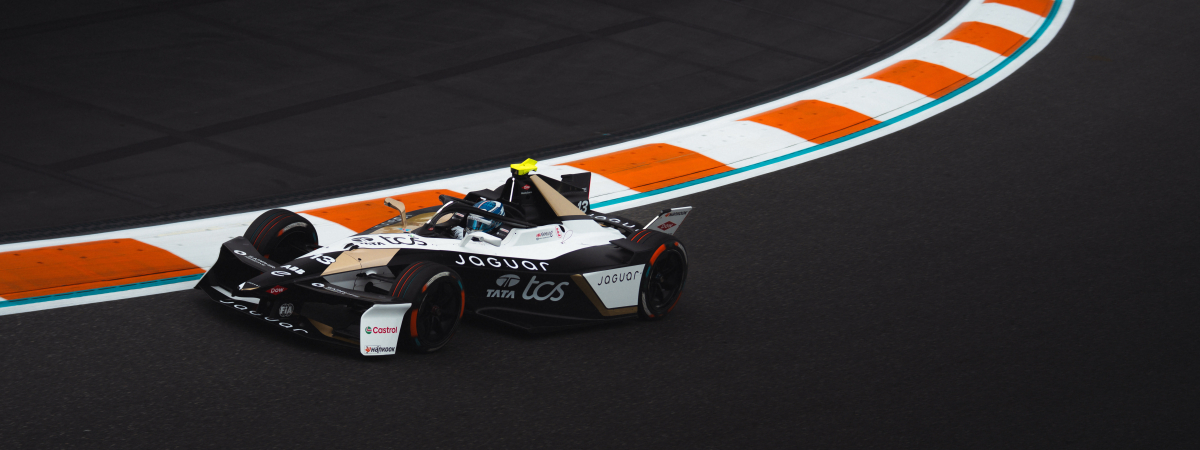 R45Jeddah_JaguarTCSRacing_090226_004