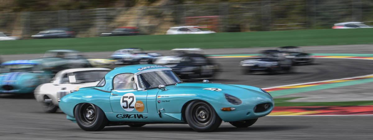 JAGUAR CLASSIC CHALLENGE SEASON SIGNS OFF AT SPA WITH THIRD WIN FOR GRAEME AND JAMES DODD