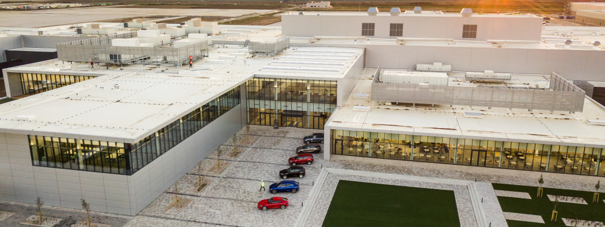 JAGUAR LAND ROVER OPENS MANUFACTURING PLANT  IN SLOVAKIA