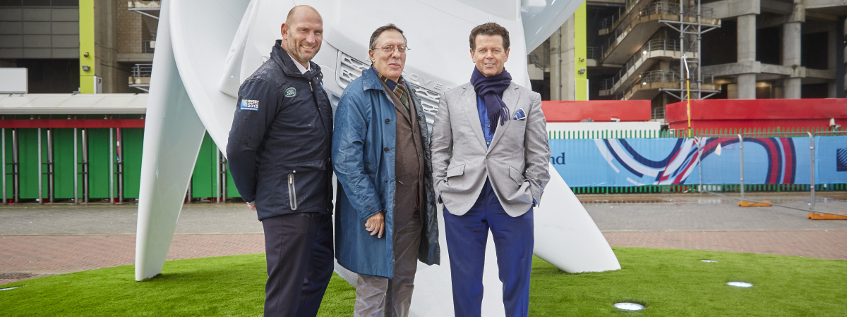 The Catch: Land Rover’s Dramatic New Sculpture For Rugby World Cup 2015