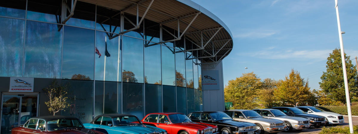 THE CARS LINE-UP FOR THE XJ HISTORIC CONVOY TO PARIS