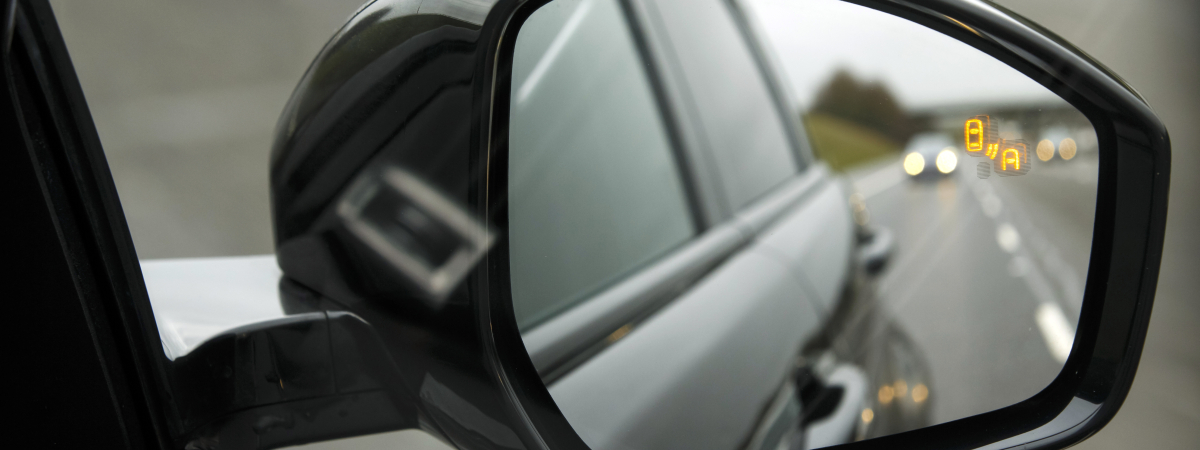 Multi Award-Winning Range Rover Evoque Leads The Way With In-Car Technology