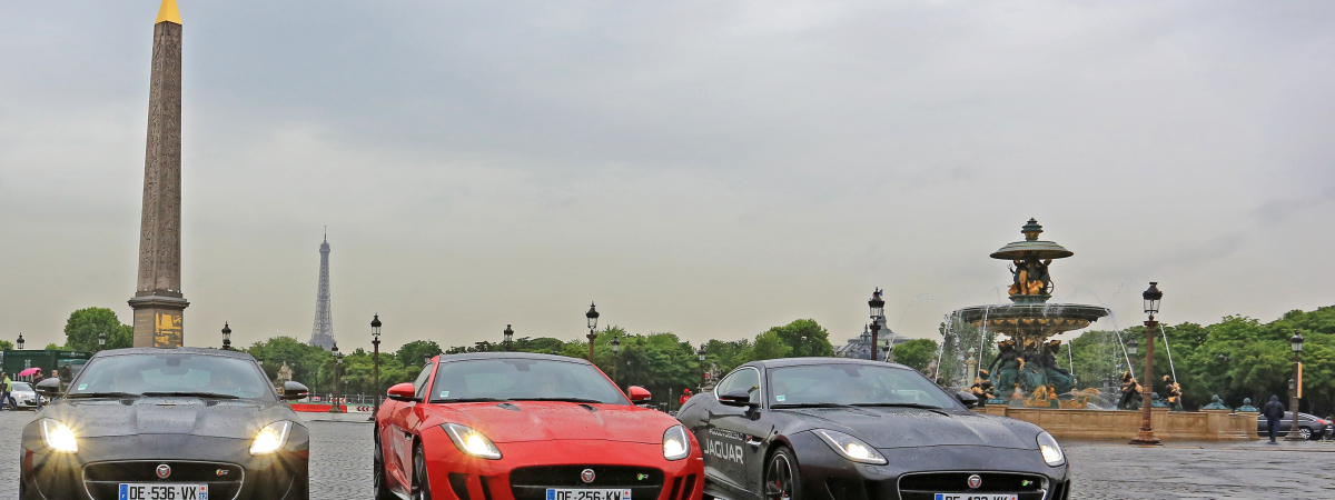 Tournée #GoodToBeBad : un escadron de huit Jaguar F-TYPE sillonne la France