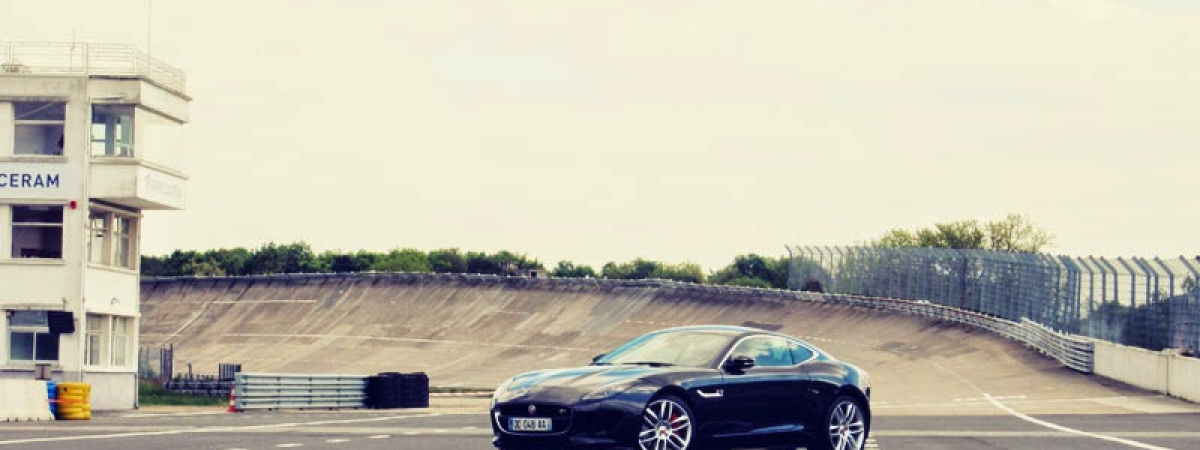 Jaguar à l’honneur lors d’un ‘Afterwork’ à l’autodrome de Linas-Monthléry