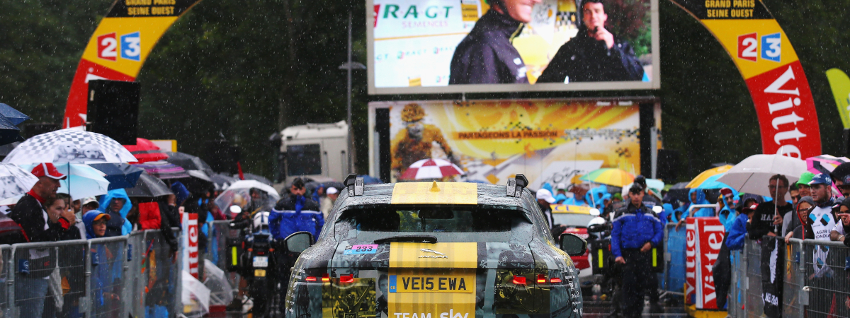 JAGUAR ET TEAM SKY CÉLÈBRENT LEUR TROISIÈME VICTOIRE SUR LE TOUR DE FRANCE