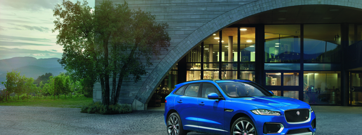 JAGUAR F-PACE