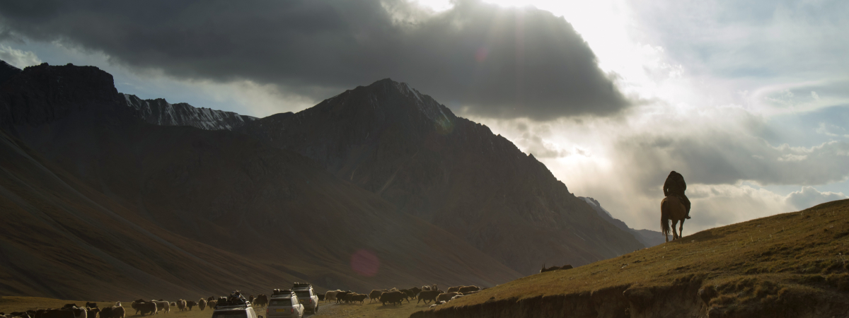 Three Range Rover Hybrid Prototypes Climb High Into The Kyrgyzstan Mountains Whilst On The Ancient Silk Trail Route To Mumbai