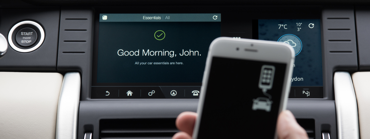 The Car That Never Forgets - Tile App In The Land Rover Discovery Sport