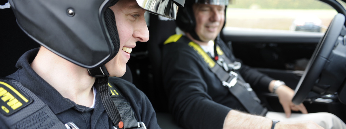 Jaguar launches XJ Sport and Speed taxi service