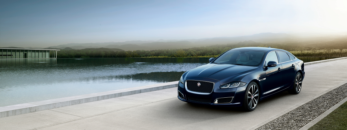 ジャガー JAGUAR CELEBRATES FIVE DECADES OF ITS FLAGSHIP SEDAN WITH THE