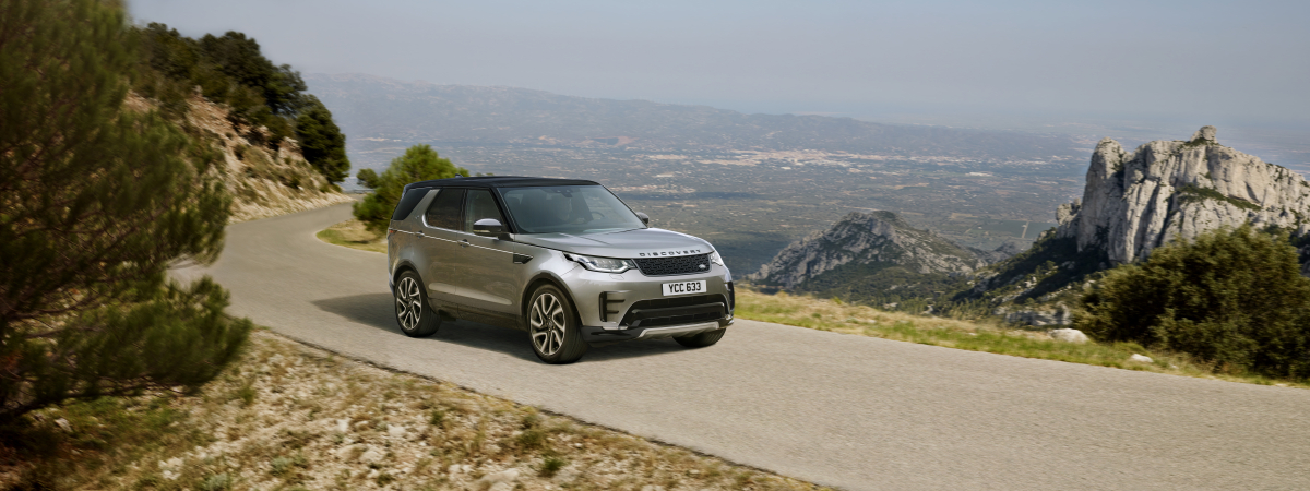LAND ROVER CELEBRATES 30 YEARS OF ALL-TERRAIN ADVENTURE WITH DISCOVERY LANDMARK EDITION