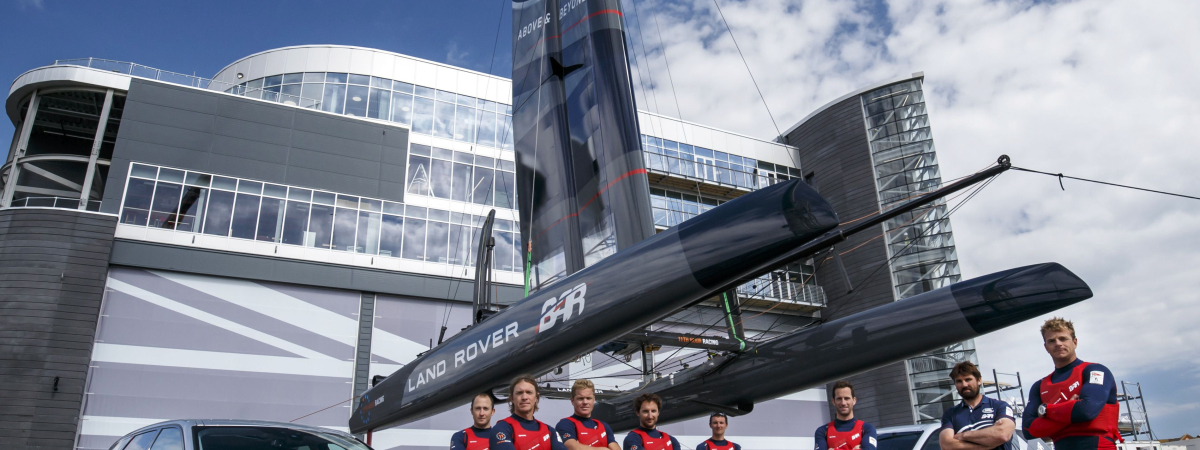 路虎成为美洲杯帆船赛本安思雷帆船队独家冠名创新合作伙伴-3