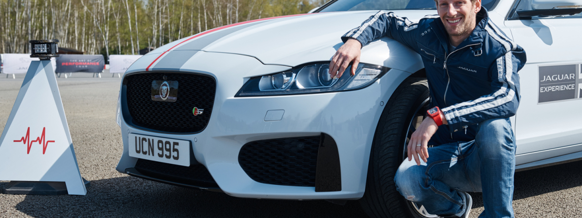 POUVEZ-VOUS FAIRE MIEUX QUE ROMAIN GROSJEAN AU VOLANT D’UNE JAGUAR XF ?