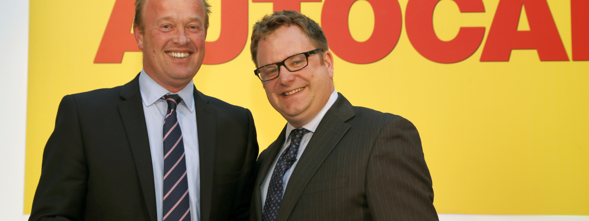 Jaguar Land Rover UK Managing Director Jeremy Hicks Accepts The Autocar Five Star Accolade From Autocar Brand Editor Chris Hallett