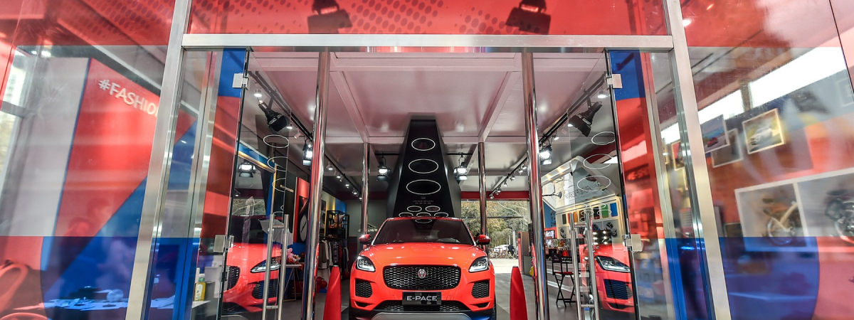 个性型格 引“豹”潮流 新英伦豪华轿跑SUV 捷豹E-PACE时尚豹走店空降西安