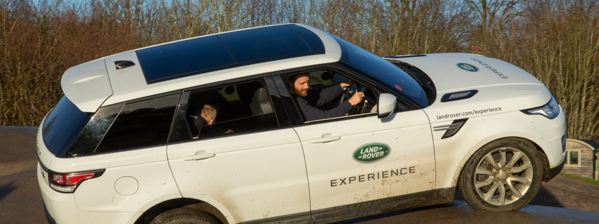 Land Rover experience Eastnor launches family Winter Wonderland